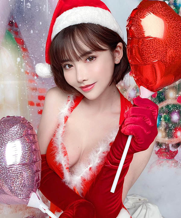 女神「深田咏美」晒「爆乳辣照」让网友在圣诞夜也能暖暖身心-第4张图片