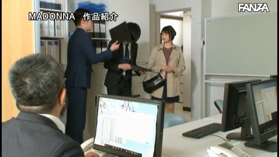 JUL-505:本田瞳被讨厌的男人疯狂拥抱着-第2张图片