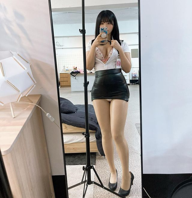韩国Ｇ奶辣妹《Hana》大尺度写真求主人的驯服-第1张图片