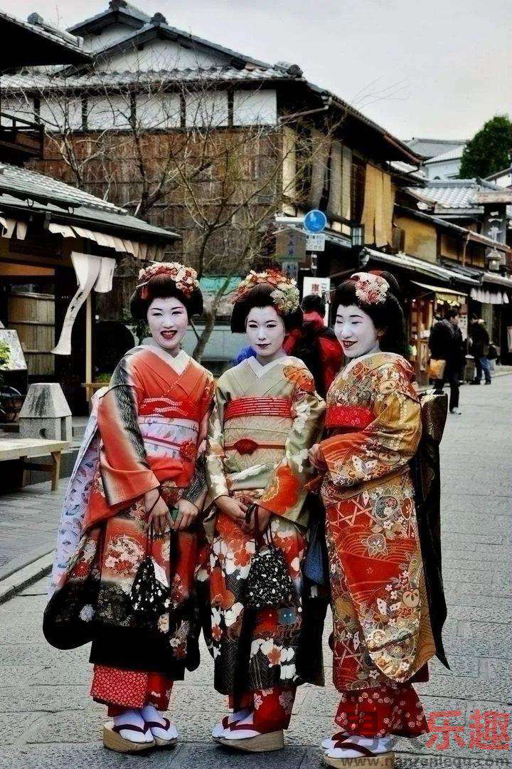 歌舞伎町：极乐净土的烟火味，闻起来跟想象中的不太一样-第3张图片