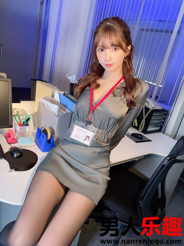SSNI-865 三上悠亜饰演一名职场女性在工作中的遭遇-第5张图片
